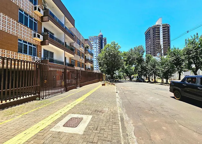 Apt Centro De Foz, Para Ate 8 Pessoas Com Garagem
